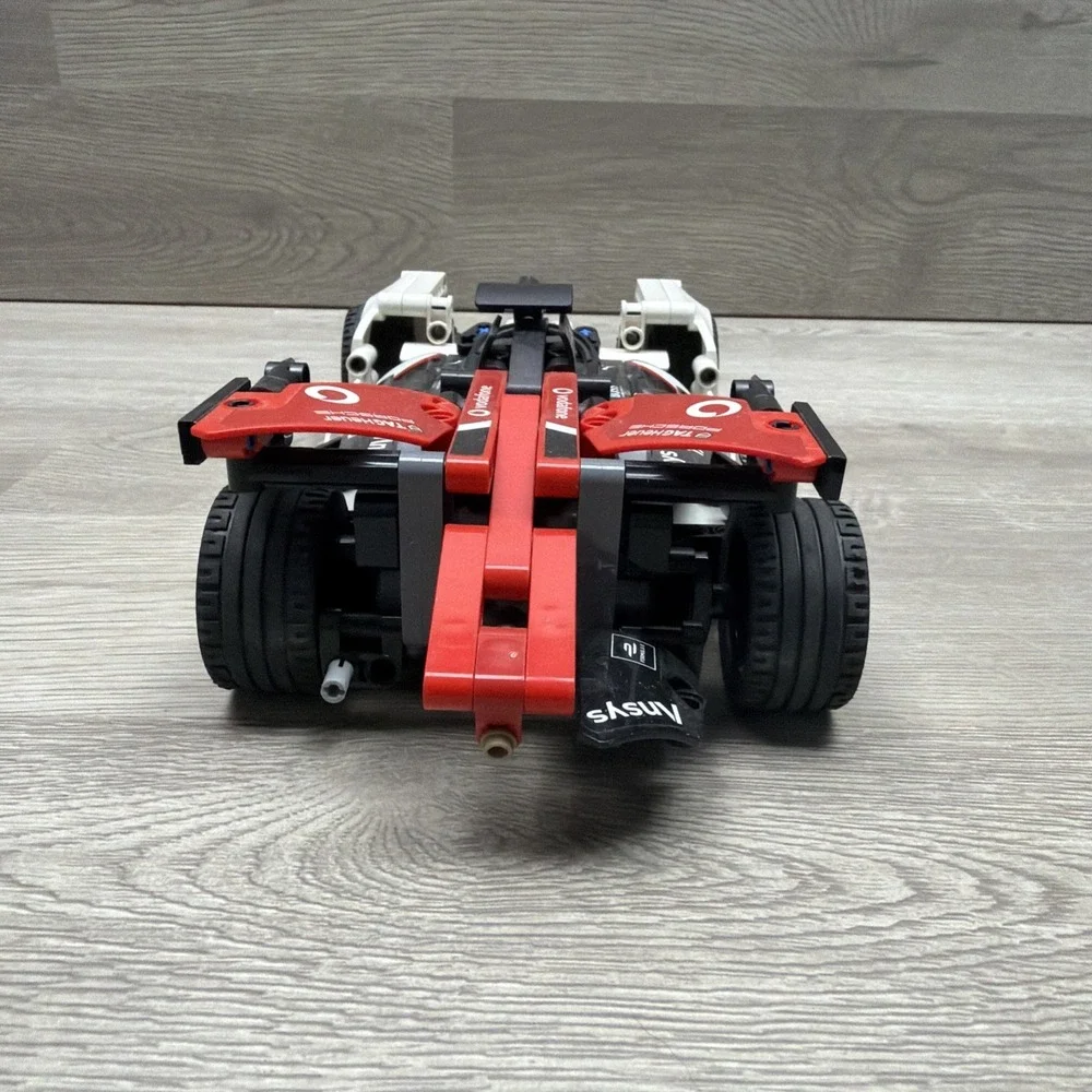 Lego Technic 42137‎ Formula E Porsche 99X Electric NO INSTRUCTIONS Assembled